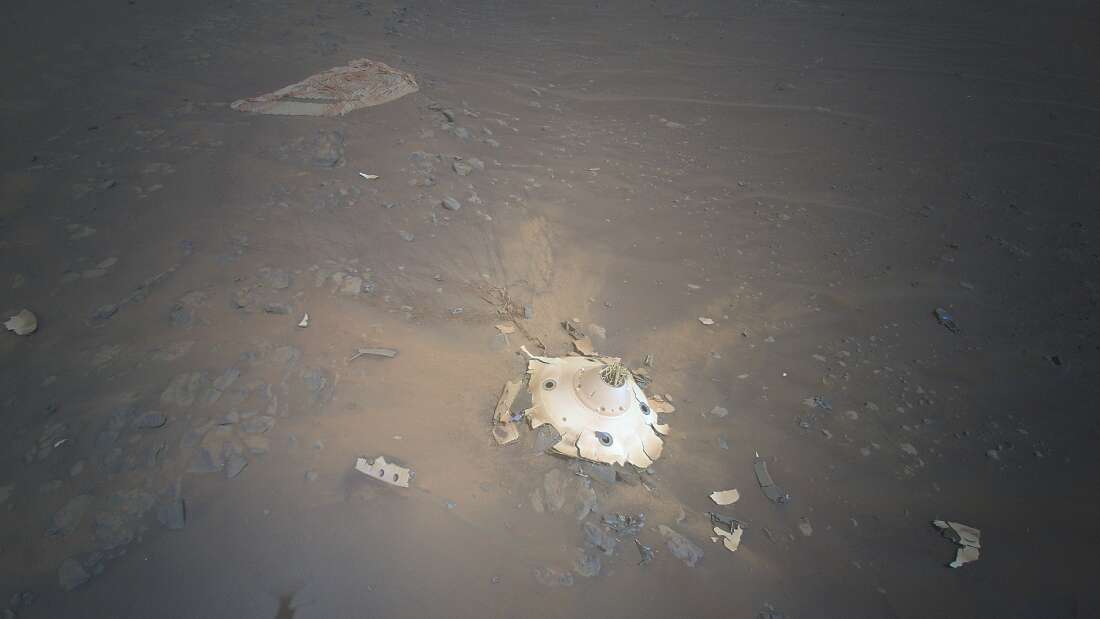 Ingenuity, Mars'a Getiren İniş Takımlarının Enkazının Müthiş Fotoğraflarını Çekti