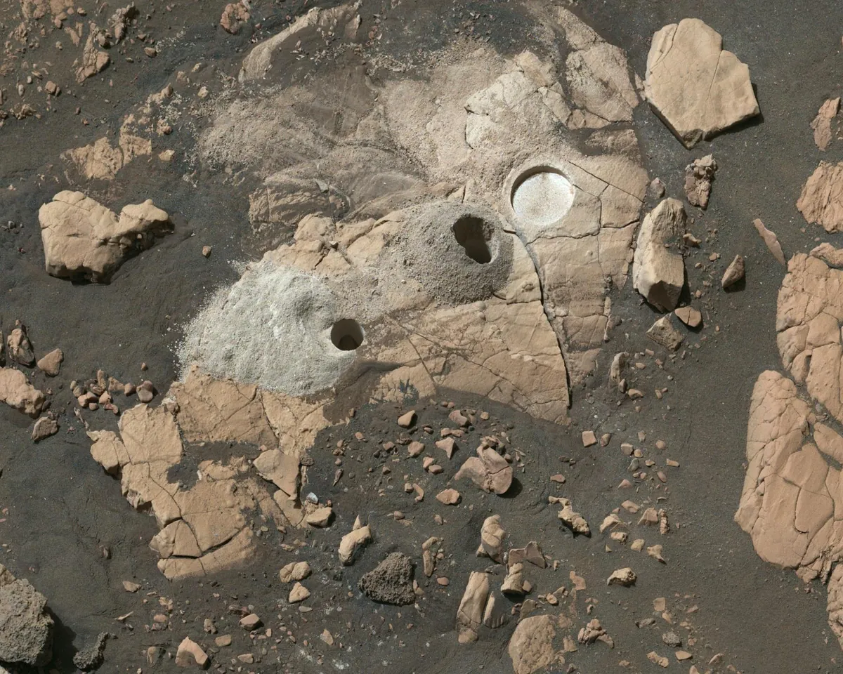 Perseverance, Şimdiye Kadarki En Yüksek Organik Molekül Bolluğuna Sahip Mars Kayasını Buldu