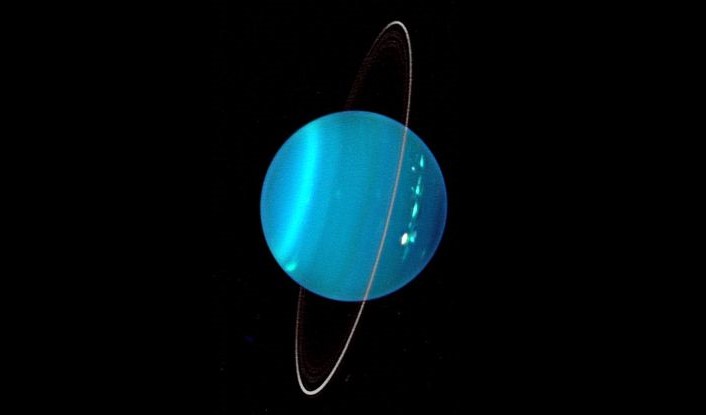 Gökbilimciler Uranüs'ün Tuhaf Ekseninin Nedenini Bulmuş Olabilirler