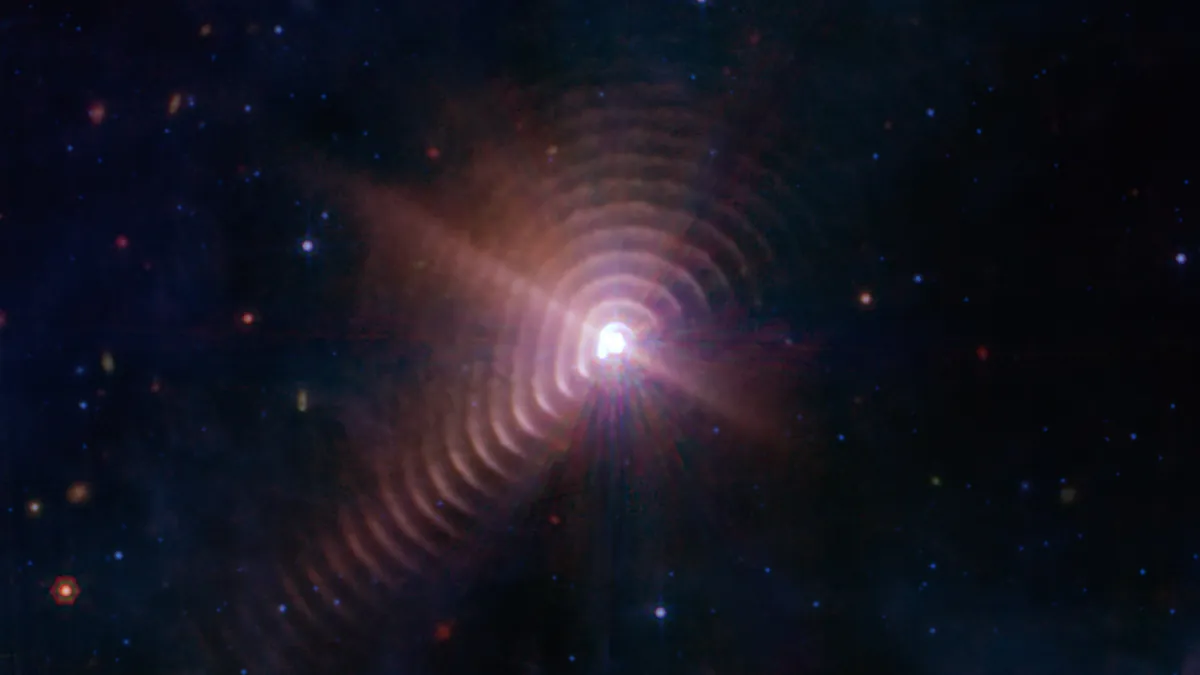JWST, Yıldızların Çevresinde Işığın Hızlandırdığı Tozun Neden Olduğu Olağanüstü Kabuklar Görüyor