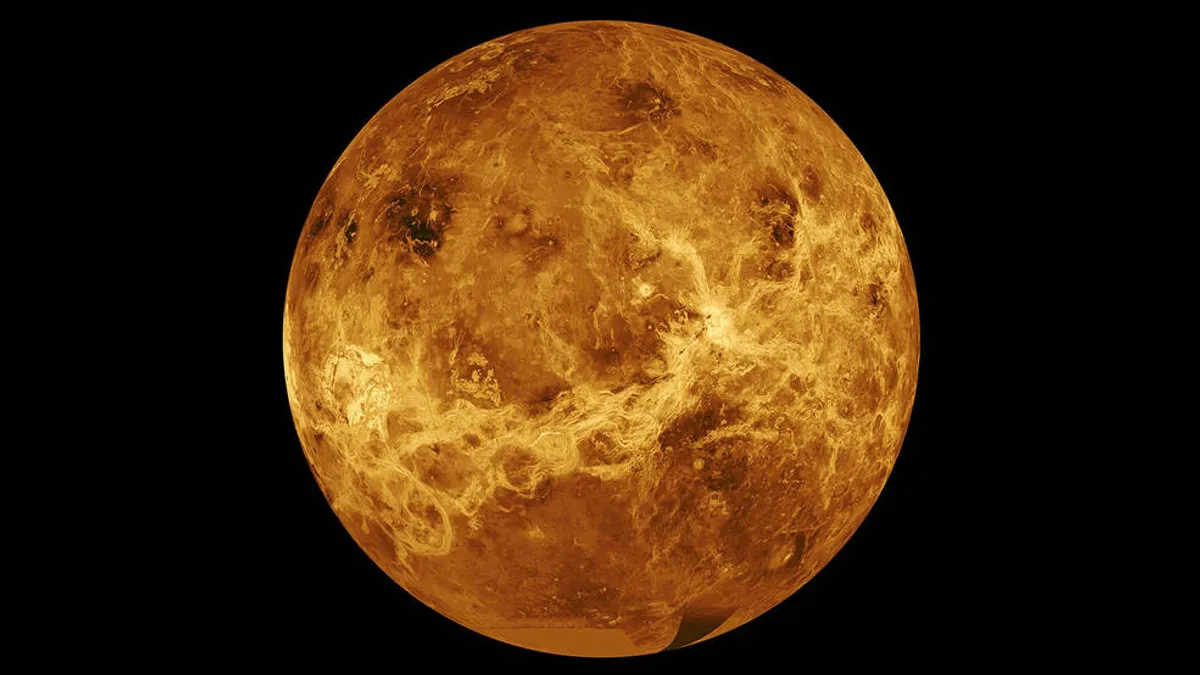 Güneş Sistemi’ndeki En Sıcak Gezegen