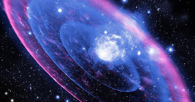 Hubble, Yakınlardaki Bir Galakside Ölmekte Olan Bir Yıldızın Son Anlarını Yakaladı