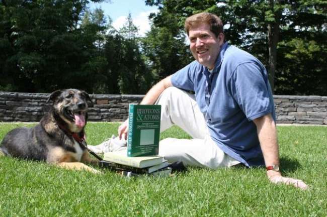 Haftanın Kitabı: Köpeğinize Kuantum Fiziğini Nasıl Öğretirsiniz?
