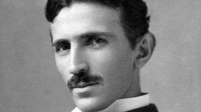 Haftanın Kitap Önerisi: Zamanın Ötesindeki Deha Tesla