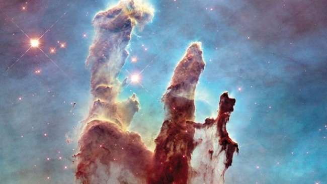 Hubble 'Yaratılış Sütunları'nı İlk Kez Bu Kadar Net Görüntüledi