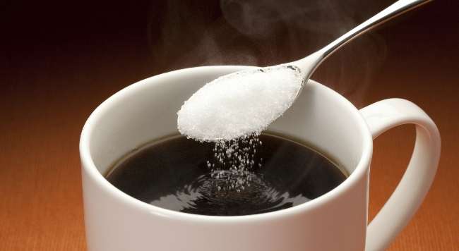Kahveye veya Çaya Şeker Atmamızın Gerçek Nedeni Nedir?