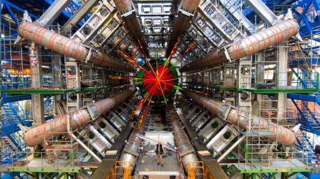 CERN Deneyleri 'Higgs Bozonu'na Işık Tuttu