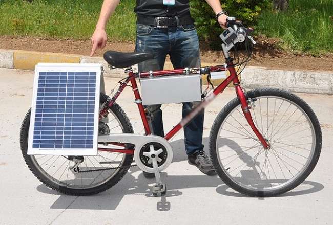 Konya'da Üniversite Öğrencisi Güneş Enerjisiyle Çalışan Bisiklet Yaptı