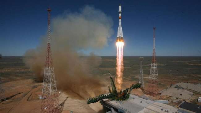 Kontrolden Çıkan Rus Uzay Aracı Atmosferde Yandı