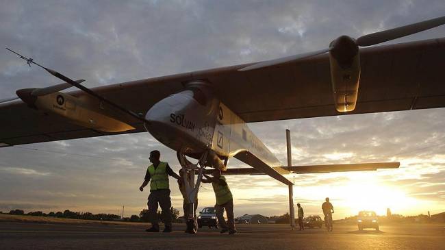 Solar Impulse 2 Mısır'a doğru yola çıktı