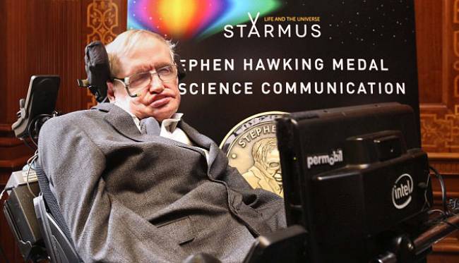 Hawking: Dünya'ya eninde sonunda asteroid çarpacak