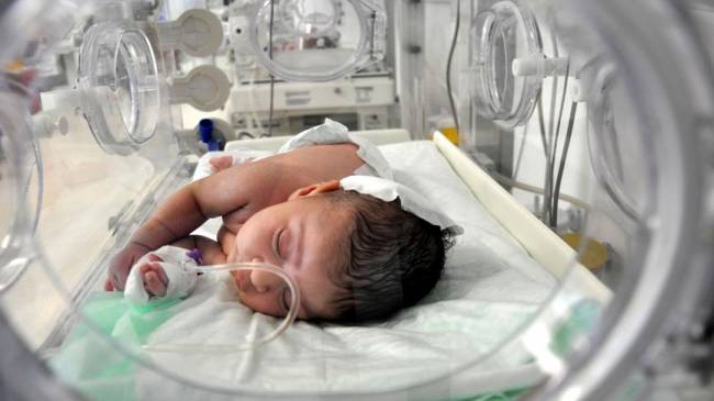 Yeni doğan bebekler için tıbbi cihaz geliştirdi